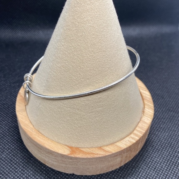 ☀️ALEX AND ANI☀️Energy Sun Oracle Charm Bangle Bracelet in Rafaelian Silver/EUC - Picture 5 of 7